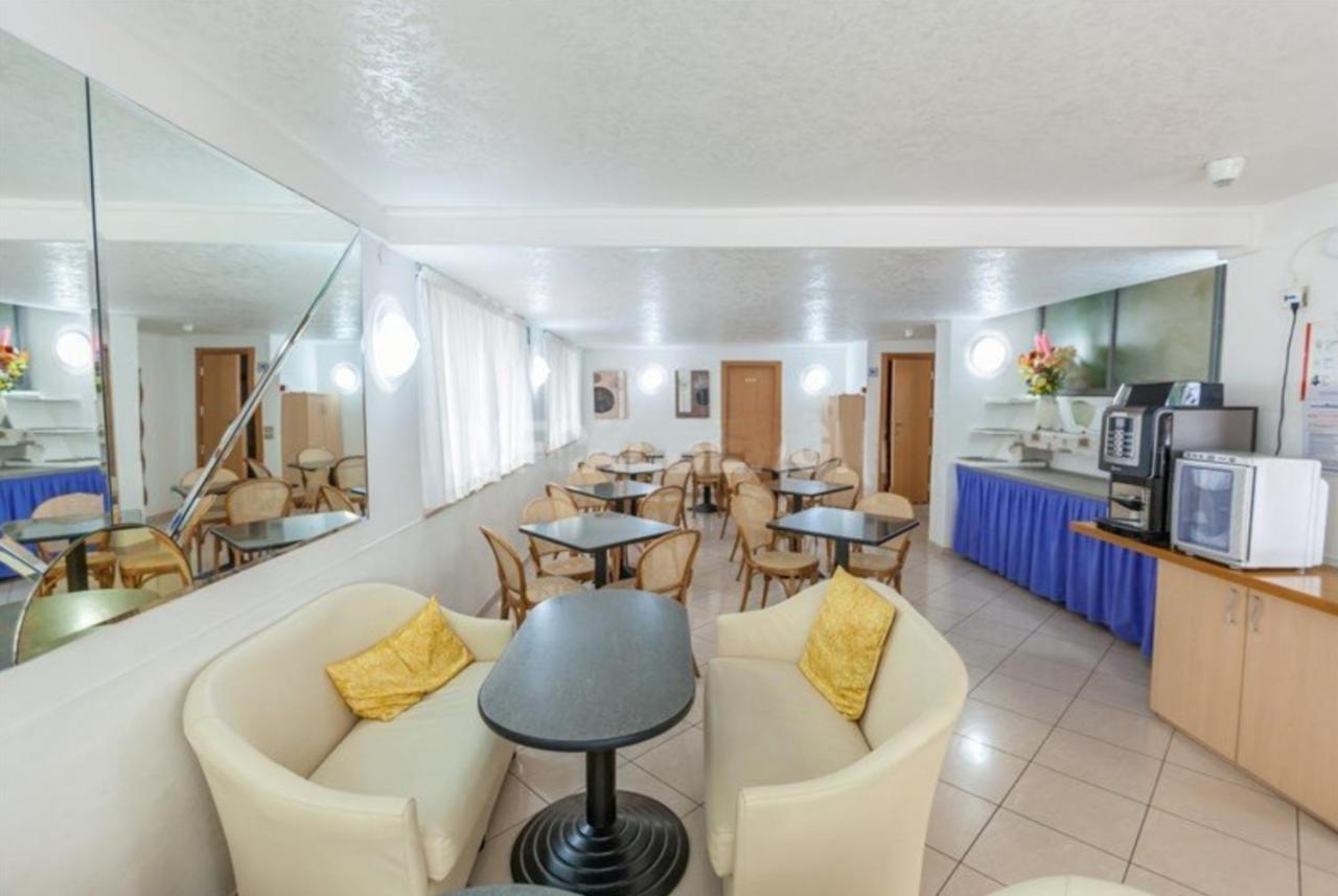 קאטוליקה Hotel Azzurro מראה חיצוני תמונה