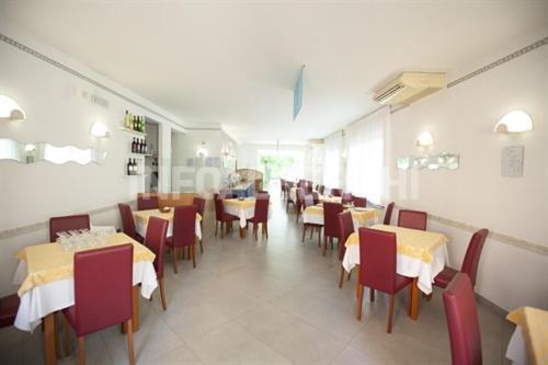 קאטוליקה Hotel Azzurro מראה חיצוני תמונה