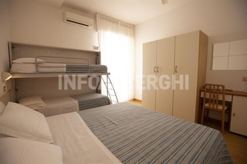 קאטוליקה Hotel Azzurro מראה חיצוני תמונה